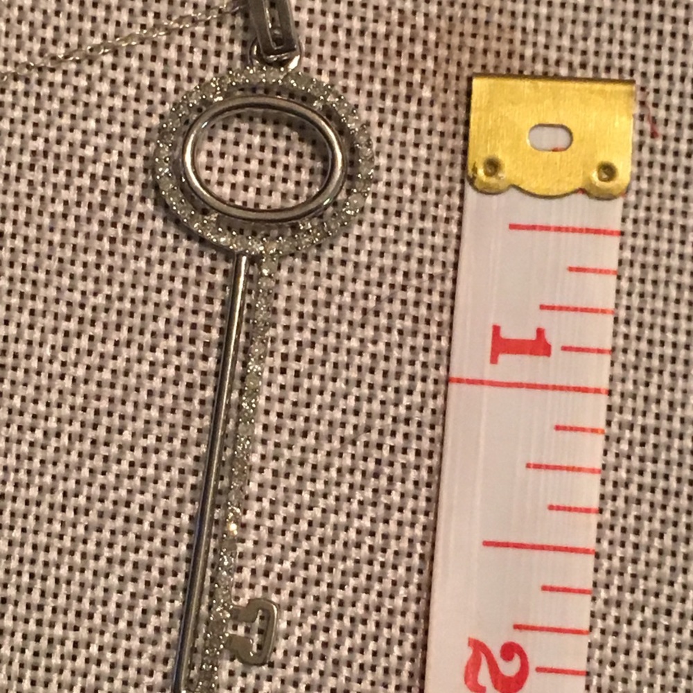Silver and Diamonds 💎 Necklace - Picture 3 of 8